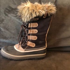 Sorel Joan of Arc boots brown w/ tan Size 9